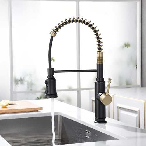 Pull Out Spring Sprayer Kitchen Sink Faucet with 360° Rotating Spout and Single Level Handle