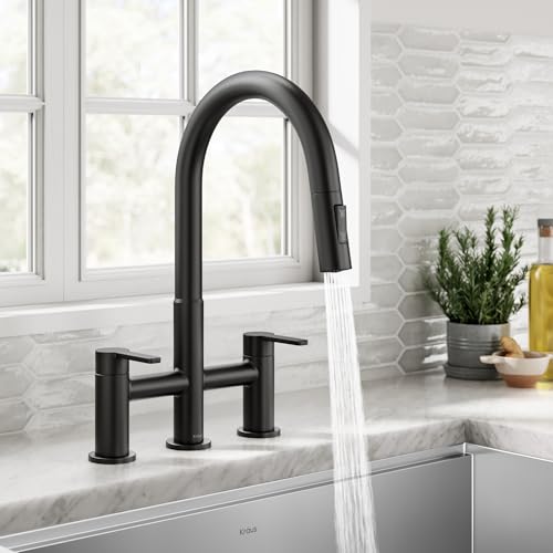 Oletto Bridge Kitchen Faucet with Pull
