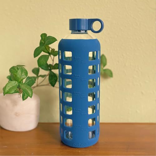 40oz / 32oz / 22oz / 12oz Borosilicate Glass Water Bottle with Time & Volume Markers, Silicone Sleeve, Stainless Steel Lid – Reusable Glass Bottle for Water & Juice (32oz Chinese Porcelain)
