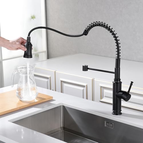 Pull Out Spring Sprayer Kitchen Sink Faucet with 360° Rotating Spout and Single Level Handle