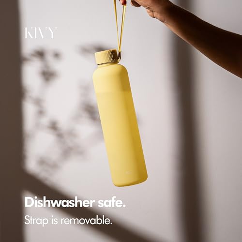 Slim Water Bottle 32oz [Lightweight & Shatterproof]