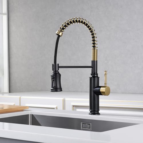 Pull Out Spring Sprayer Kitchen Sink Faucet with 360° Rotating Spout and Single Level Handle
