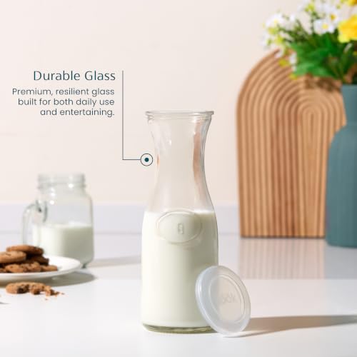 Mini Glass Carafes with Lids (4 Count)