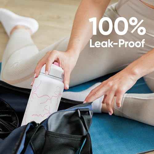 32 oz Insulated Water Bottle with Straw