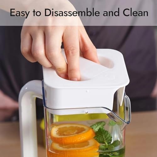 Plastic Pitcher with Lid (2 Count)