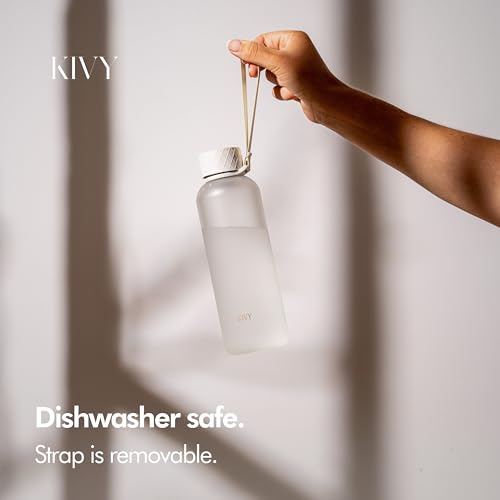 Slim Water Bottle 22oz [Lightweight & Shatterproof]