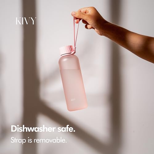 Slim Water Bottle 22oz [Lightweight & Shatterproof]
