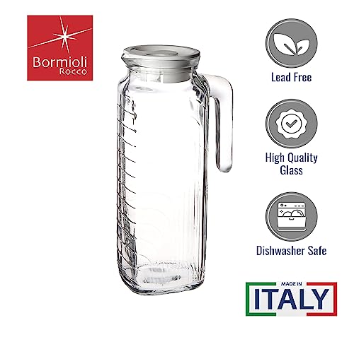 Gelo Set of 2 Glass pitchers