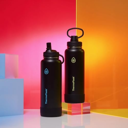 Insulated Water Bottle with Straw Lid