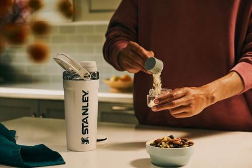 Vitalize Shaker Bottle