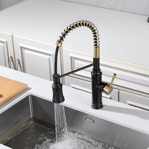 Pull Out Spring Sprayer Kitchen Sink Faucet with 360° Rotating Spout and Single Level Handle