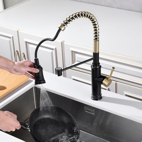 Pull Out Spring Sprayer Kitchen Sink Faucet with 360° Rotating Spout and Single Level Handle
