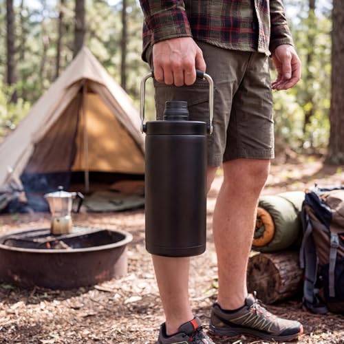 Insulated Half Gallon Jug with Handle