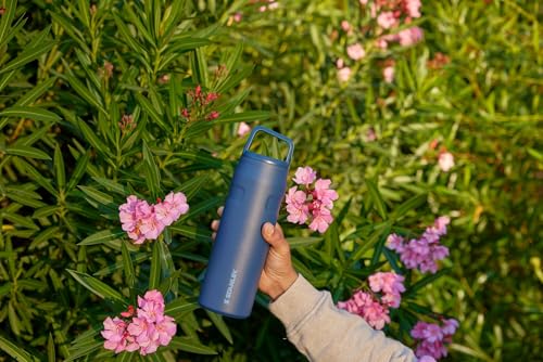IceFlow Cap and Carry Water Bottle 36 oz