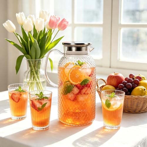 2 Pack Plastic Pitcher with Lid and Handle (2 Count)
