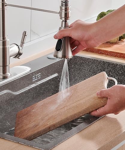 Vintage Kitchen Faucet with Pull Down Sprayer