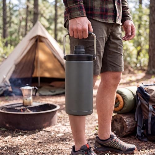 Insulated Half Gallon Jug with Handle