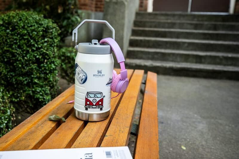 IceFlow Flip Straw 2.0 Jug