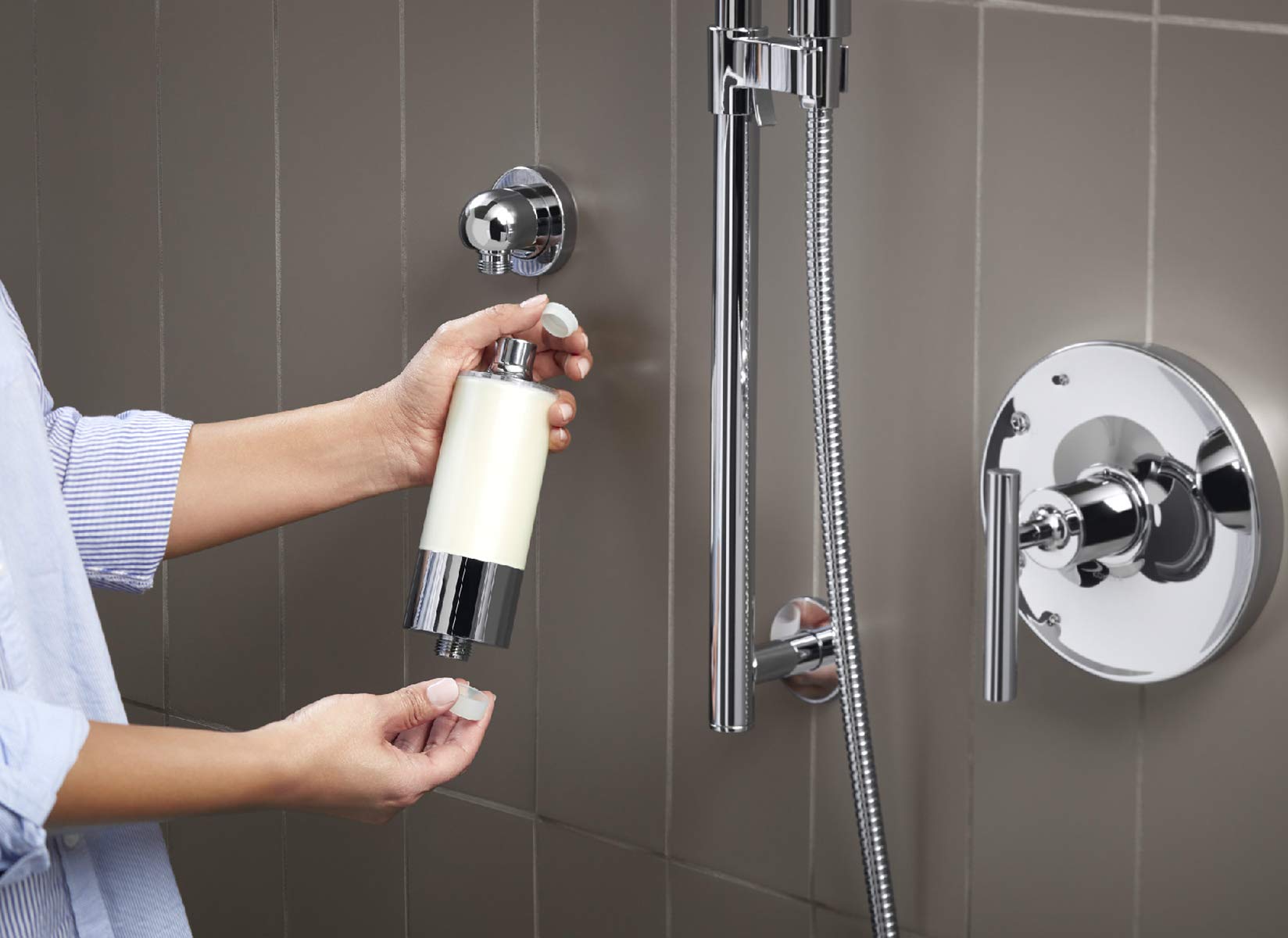 30646 CP Aquifer Shower Water Filtration System