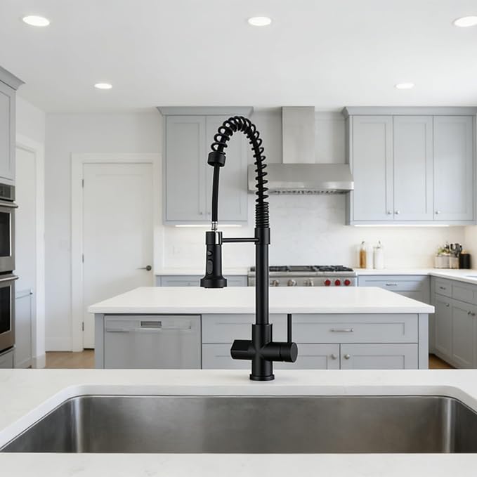 Kitchen Faucet with Temperature Digital Display, Solid Brass Kitchen Sink Faucets with Pull Down Sprayer and 3 Modes, 360 Rotatable Pull Out Kitchen Faucet, Matte Black