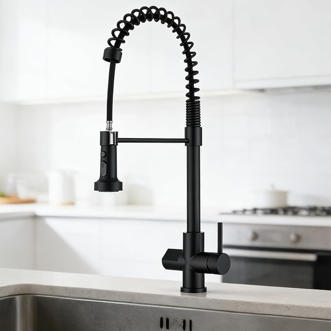 Kitchen Faucet with Temperature Digital Display, Solid Brass Kitchen Sink Faucets with Pull Down Sprayer and 3 Modes, 360 Rotatable Pull Out Kitchen Faucet, Matte Black