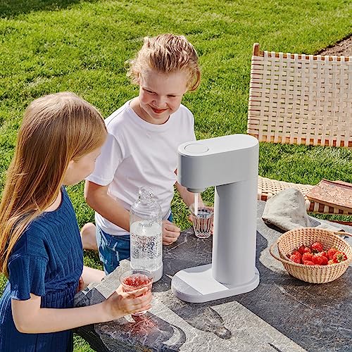 Woody Carbonated Water Machine and Soda Maker with 1L Bottle