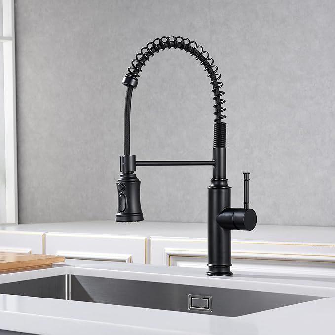 Sumerain Pull-Out Spring Sprayer Kitchen Sink Faucet with 360° Rotating Spout and Single Level Handle, Matte Black