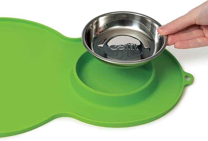 Catit Peanut Shape Cat Placemat, Green, 17.5” x 11.4”, Medium, Model: 44012