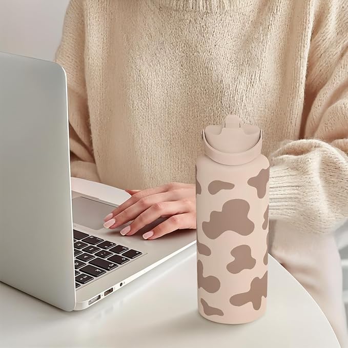 Cow Print Water Bottle 32oz Stainless Steel with Lid, Insulated Bottles for Sports Travel Outdoor, Gifts for Women Girls Birthday Christmas