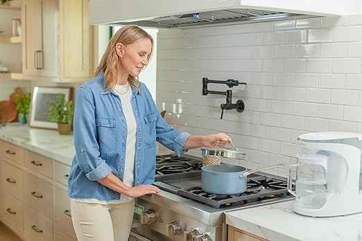 AquaTru Carafe Alkaline Countertop Water Purifier | Certified 4-Stage RO System Removes 84 Contaminants Including Forever Chemicals, Lead & Fluoride | Adds Healthy Minerals | No Plumbing