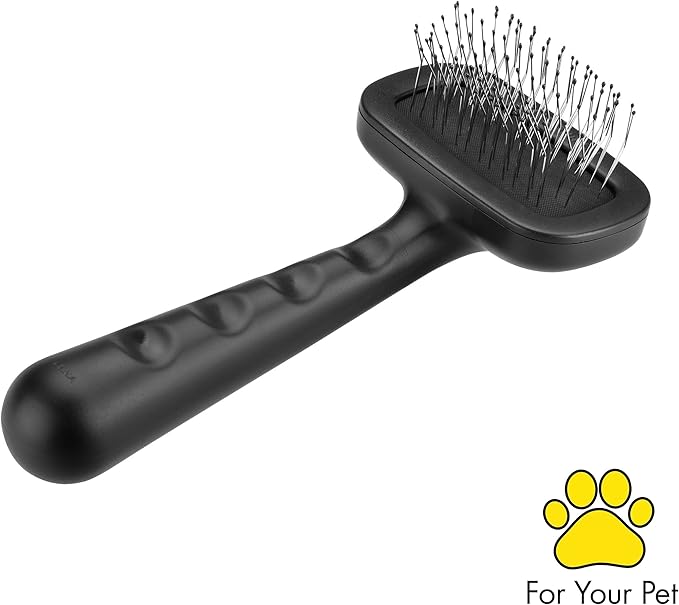 Tweezerman Dog and Cat Slicker Brush for Small Pets, Grooming Brush with Coated Bristles to Prevent Scratching and Ergonomic Handle - AquaVibe