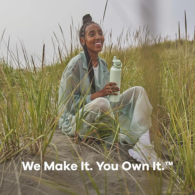 Hydro Flask Water Bottle - Insulated Stainless Steel - Straw Lid, Non Spill, Leakproof in 24 Oz Coconut Cream