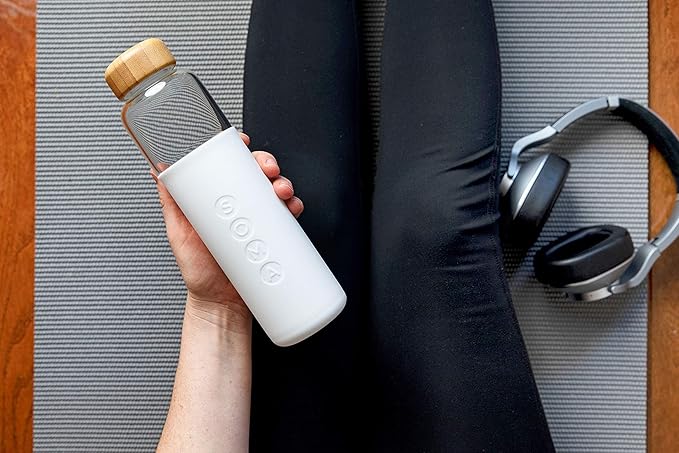 Full Circle V.2 17 oz. Glass Water Bottle - White