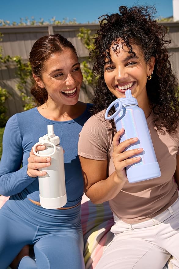 ThermoFlask 32 oz Double Wall Vacuum Insulated Stainless Steel Water Bottle with Straw Lid, Optic White