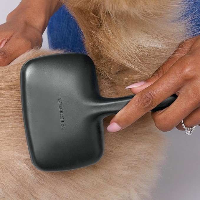 Tweezerman Dog and Cat Slicker Brush for Large Pets, Grooming Brush with Coated Bristles to Prevent Scratching and Ergonomic Handle - AquaVibe