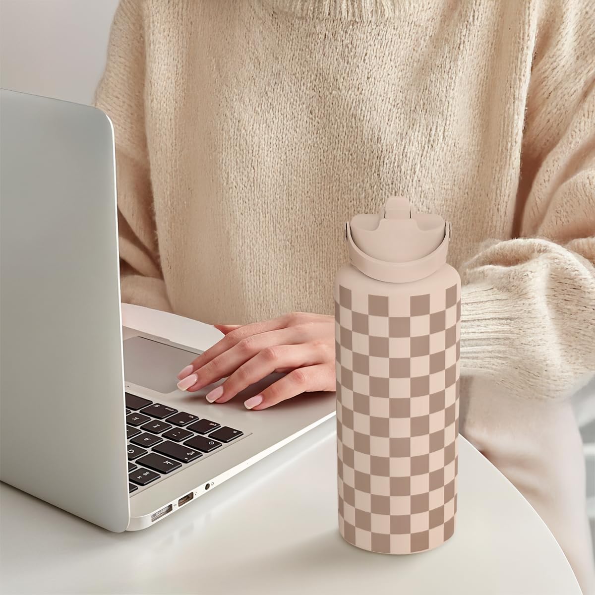 Checkerboard Water Bottle 32oz Stainless Steel with Lid & Straw (Checker)