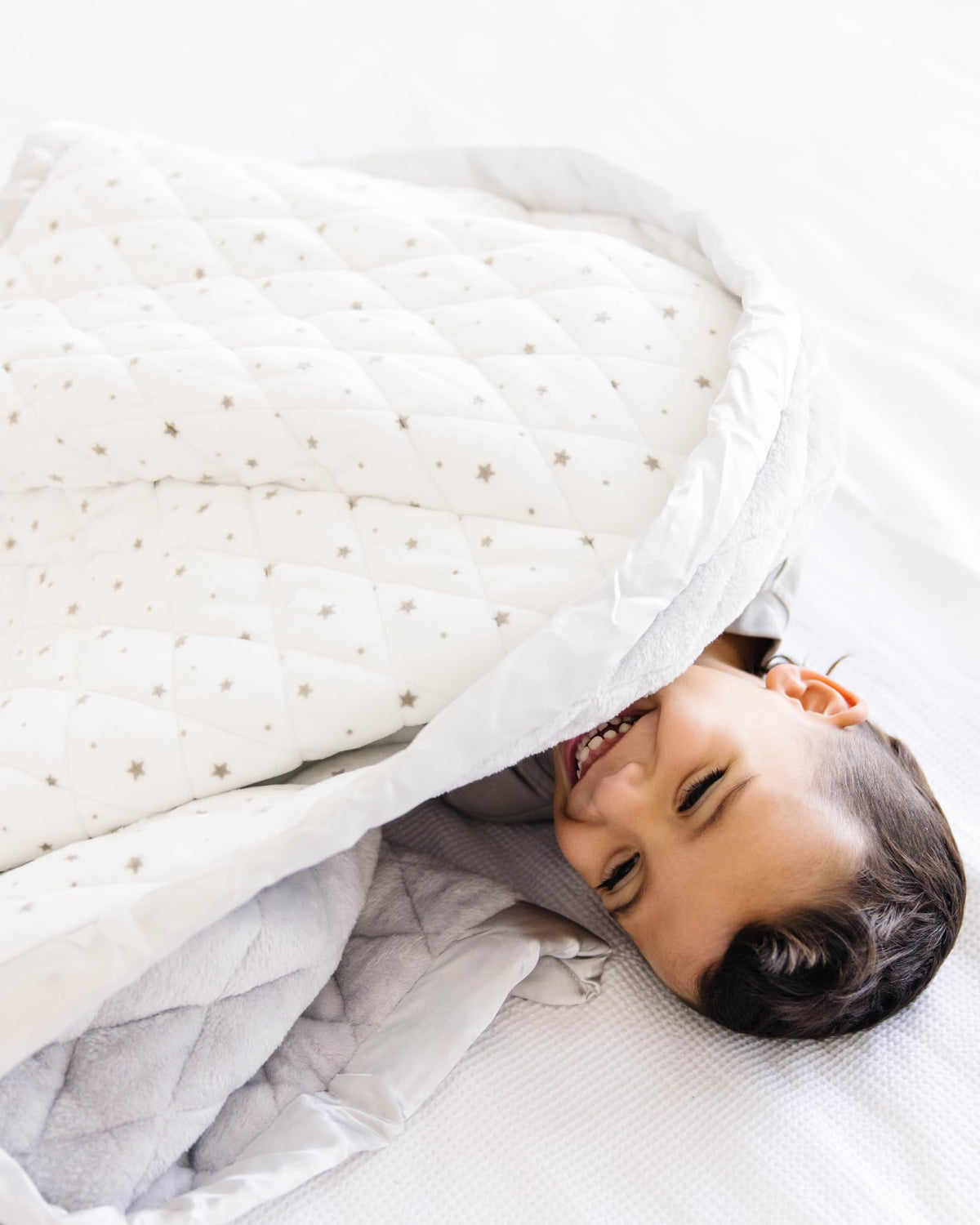 4lb Weighted Blanket for Kids (White)