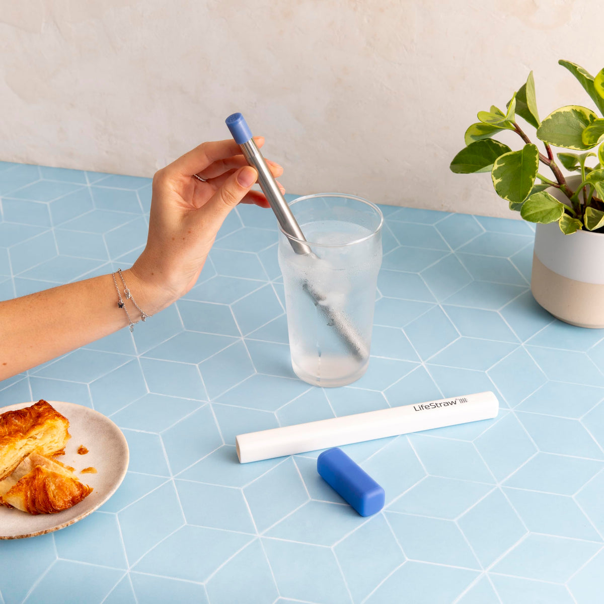 Sip Reusable Stainless Steel Water Filter Straw (Stormy Blue / 1 Pack)