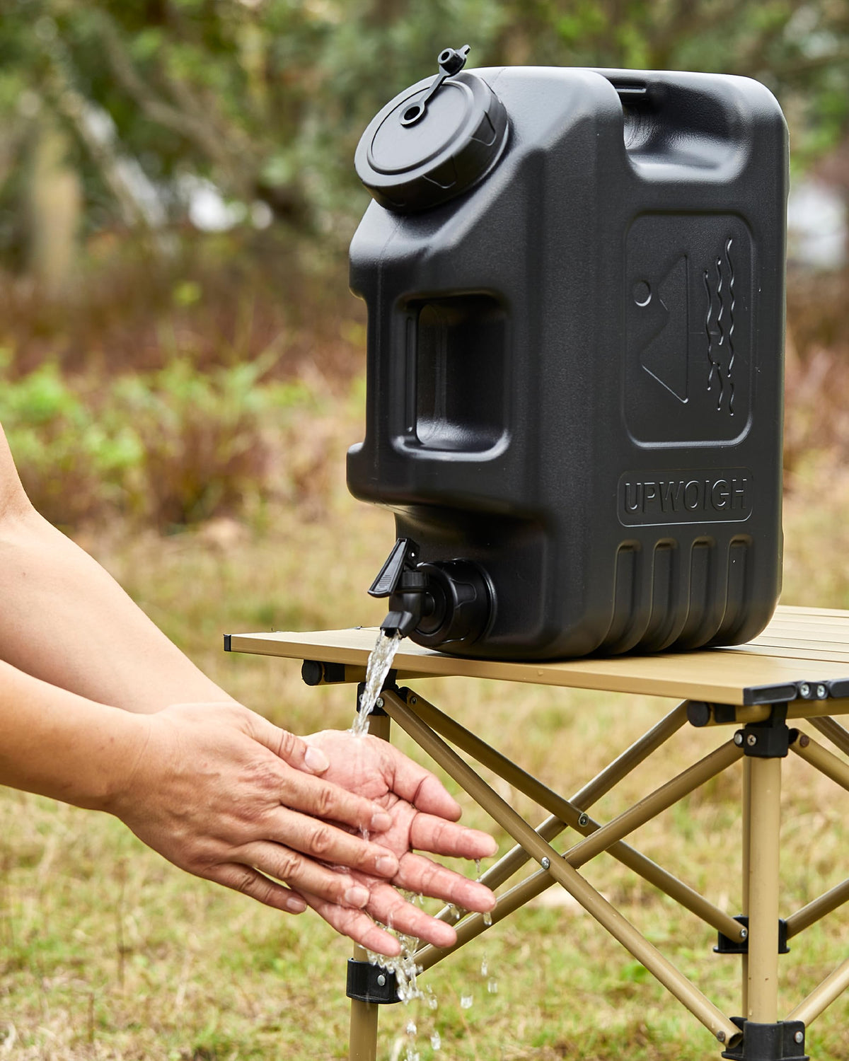 3.5 Gallon Camping Water Jug with Spigot (Matte Black)