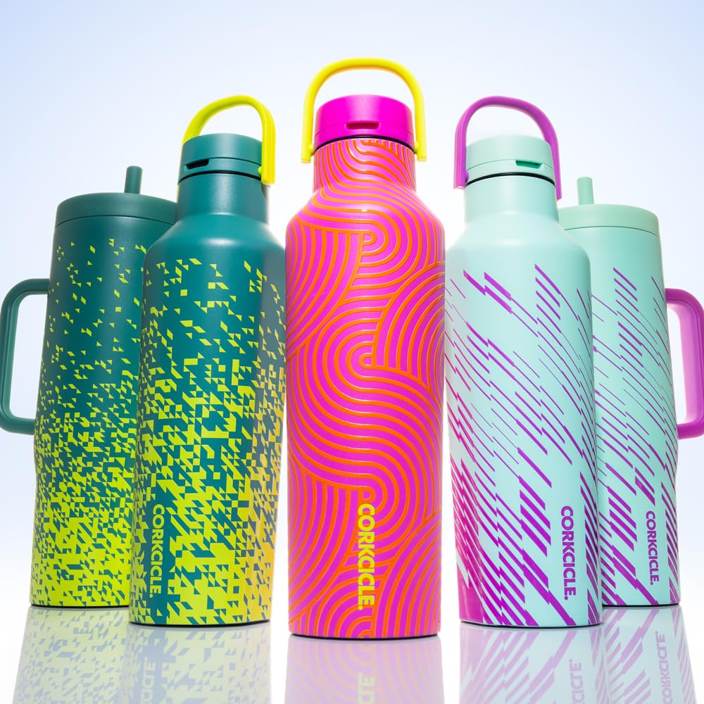 Sport Canteen 20 oz Triple Insulated Bottle (Digital Glitch / 20 Ounce)