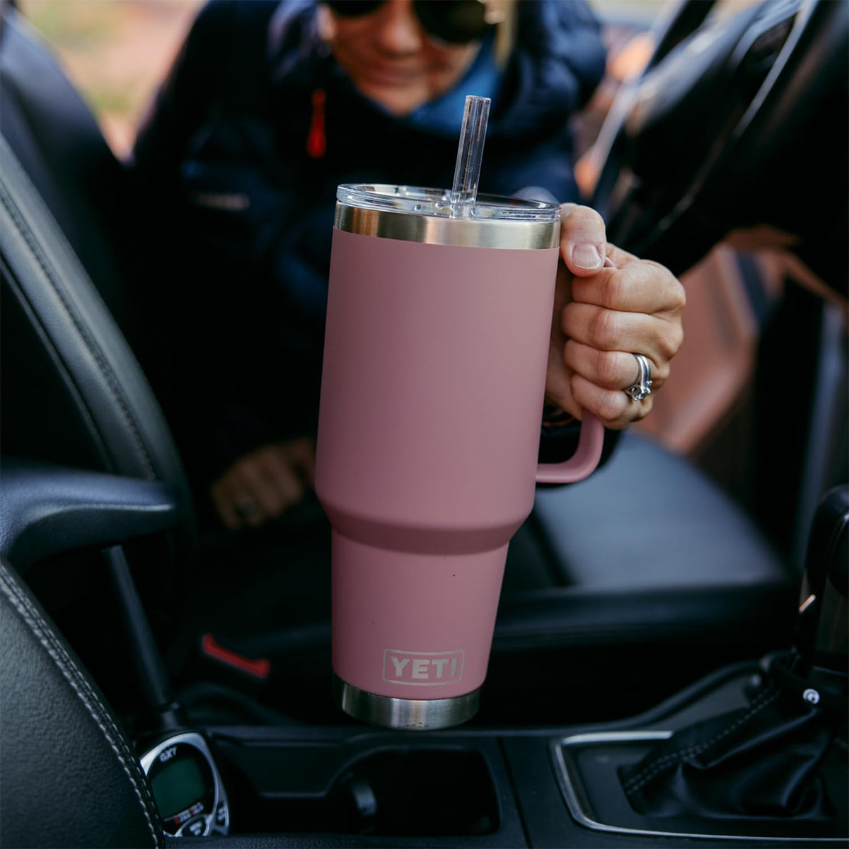 Rambler 42 oz Straw Mug (Sandstone Pink / 42 Ounces)