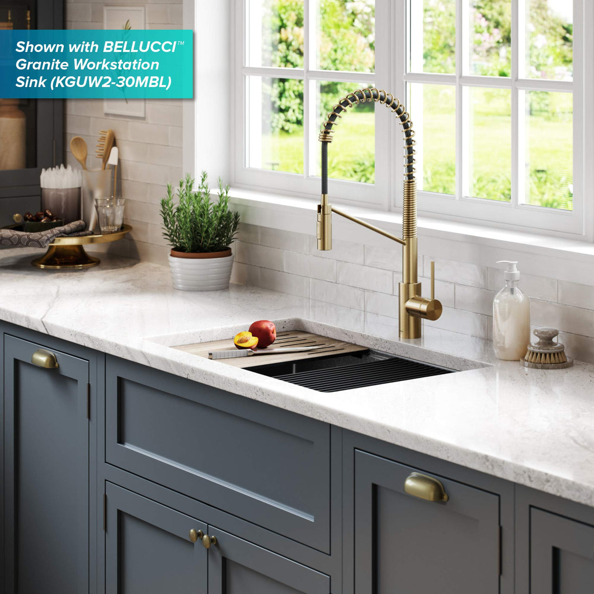 Oletto Commercial Style Single Handle Pull Down Kitchen Faucet with QuickDock Top Mount Installation Assembly in Spot Free Antique Champagne Bronze (Spot-Free Antique Champagne Bronze / Commercial Style Faucet)