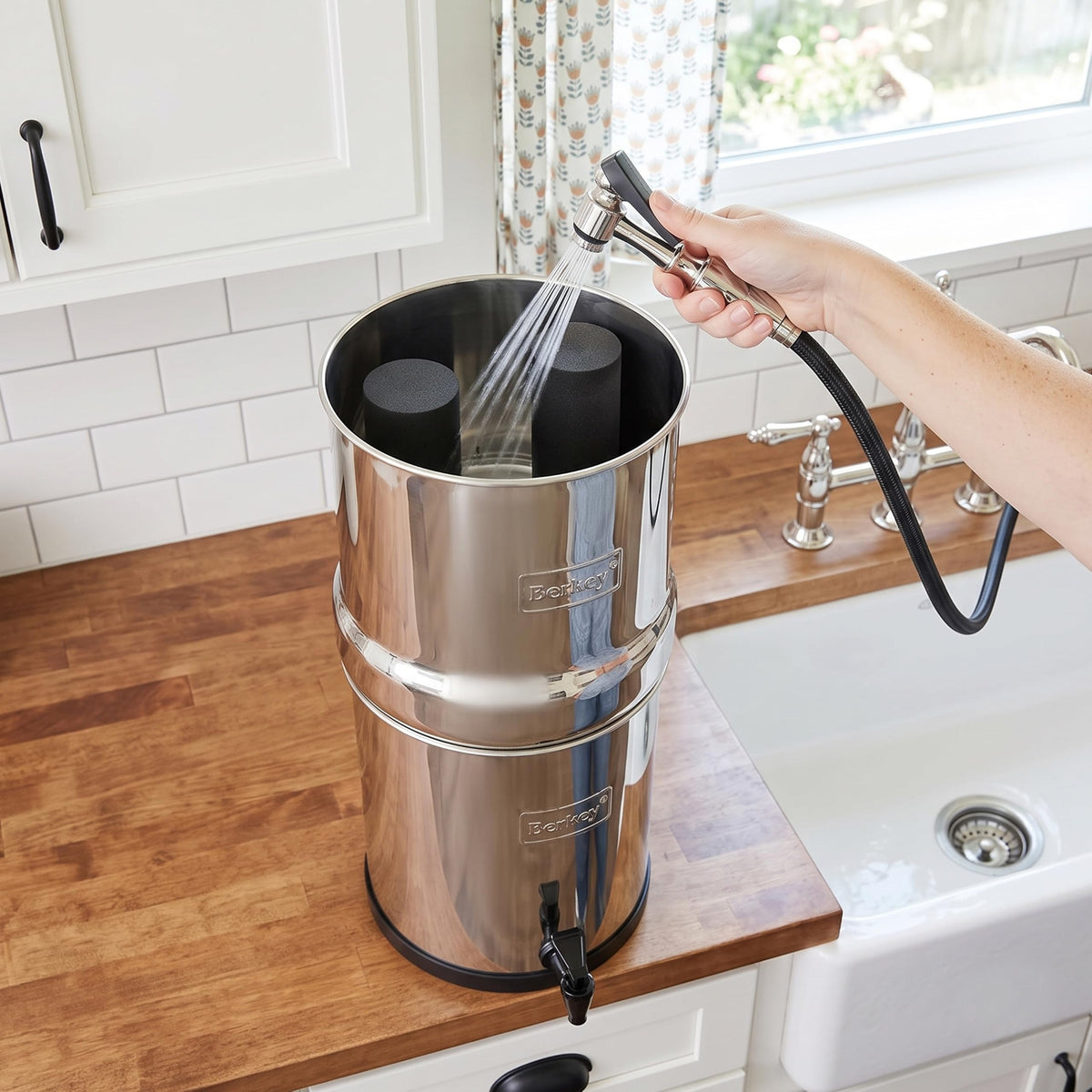 Royal Berkey 3.25 Gal Gravity Water Filter System with BB9