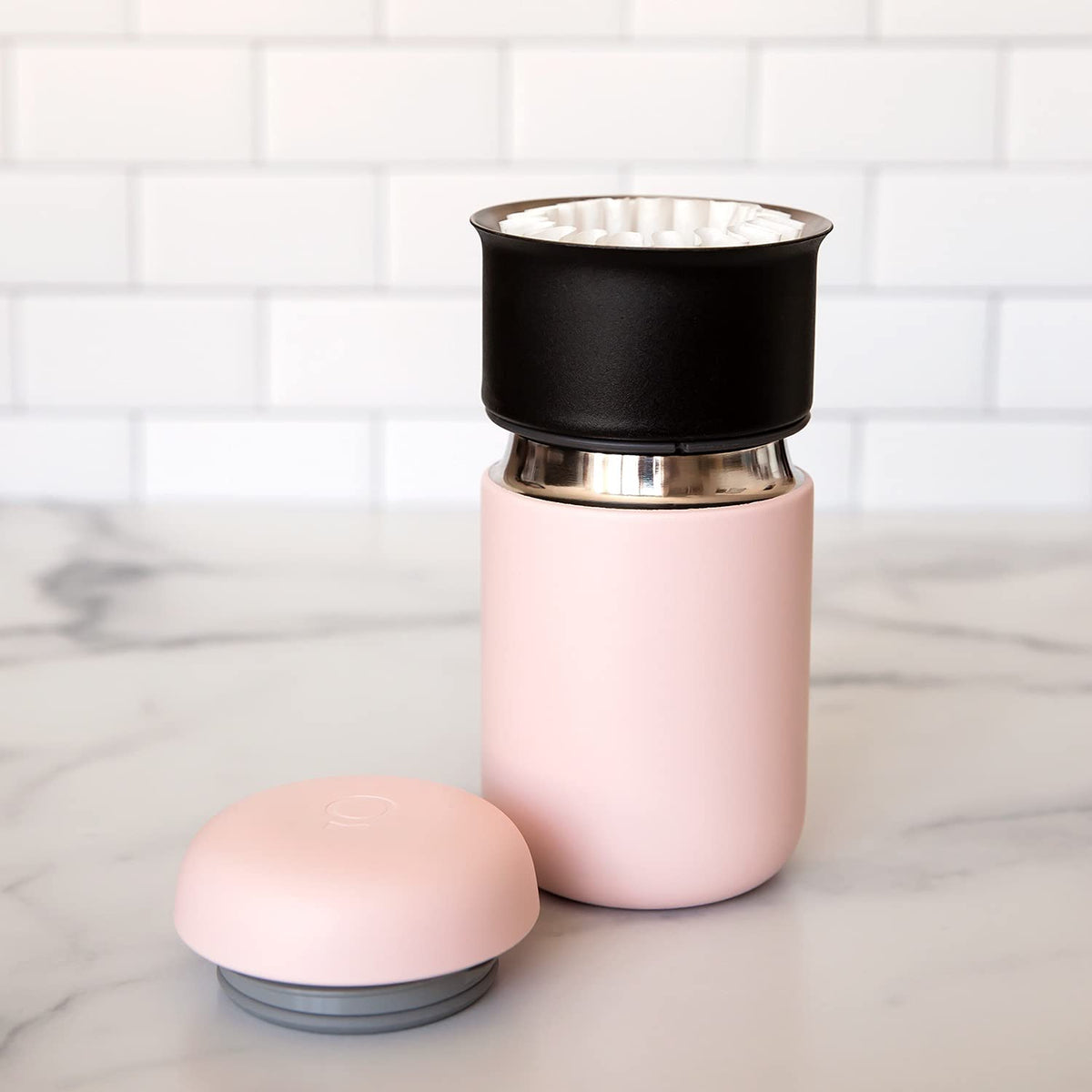 Carter Everywhere True Taste Ceramic Coated Thermal Mug 12oz Hot Pink (12 Ounces / Hot Pink.)