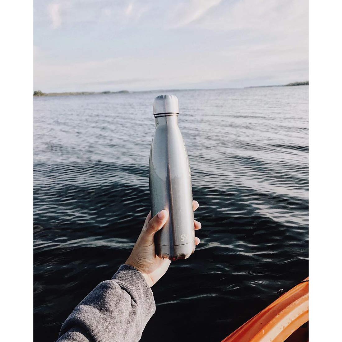 Vacuum Insulated Stainless Steel Water Bottle 25 oz Silver Lining (Silver Lining / 25 Ounces)
