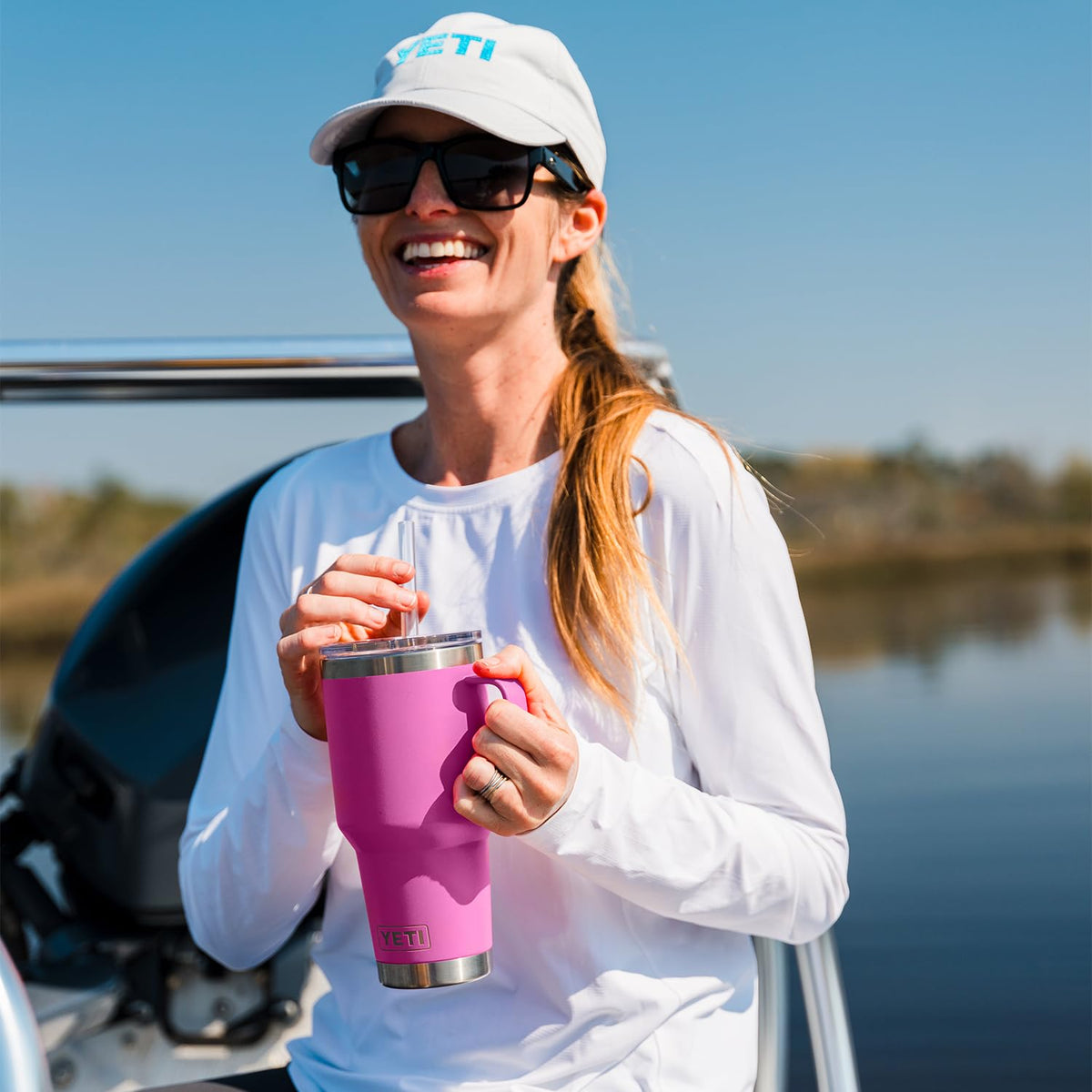 Rambler 35 oz Straw Mug (Wildflower Fuchsia / 35 Ounces)