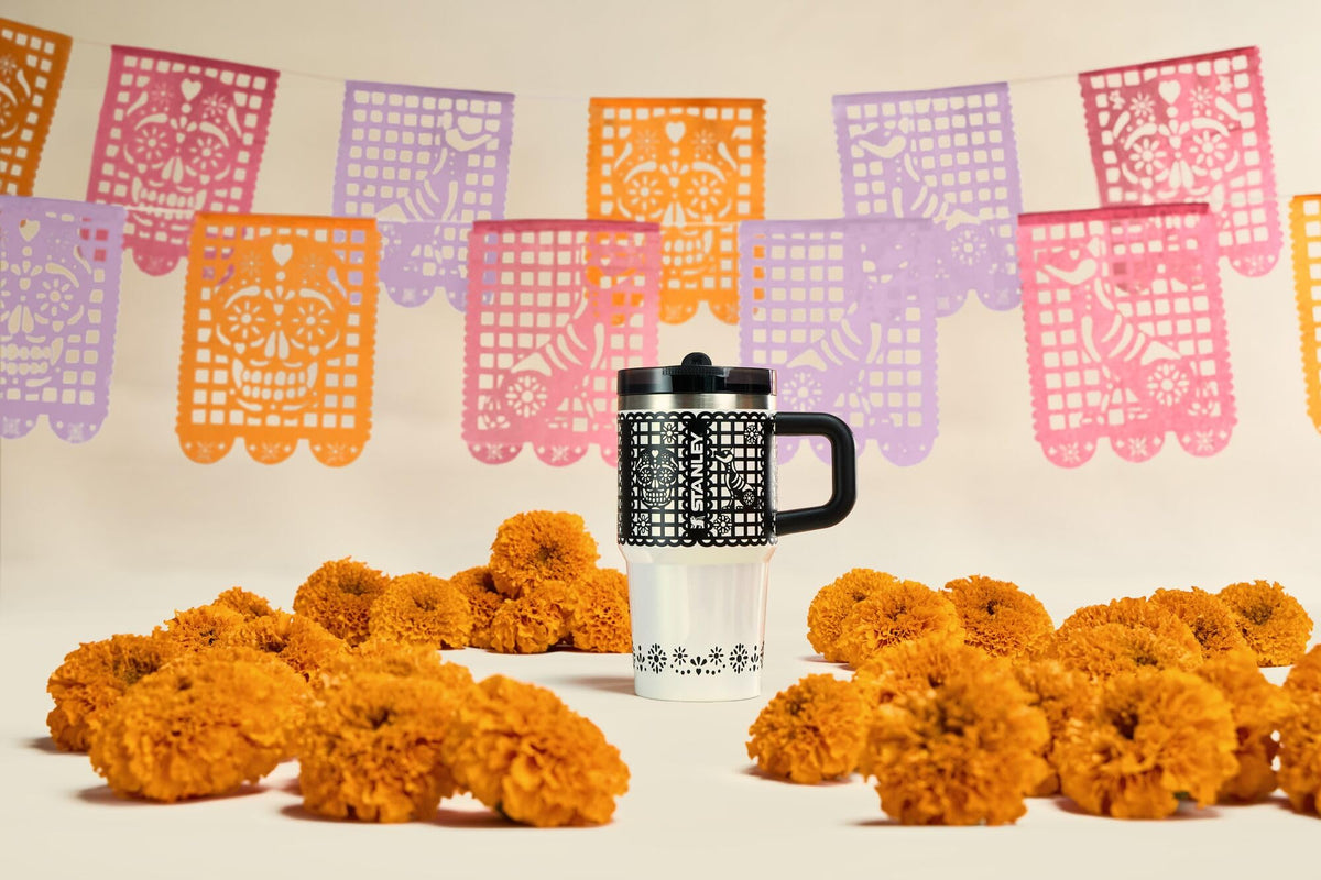 Quencher ProTour Flipstraw Tumbler (20 Ounces / Salt Papel Picado)